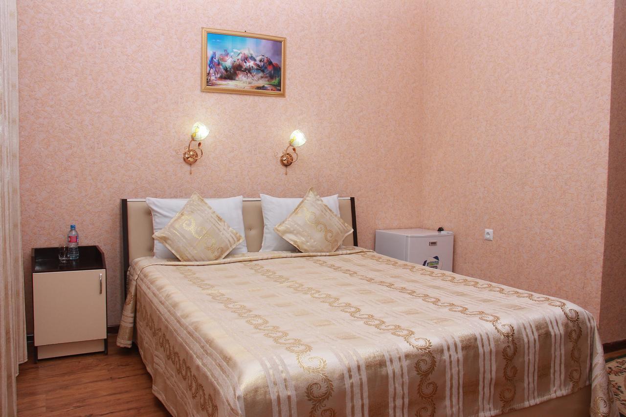 Ratmina Hotel ヌクス エクステリア 写真